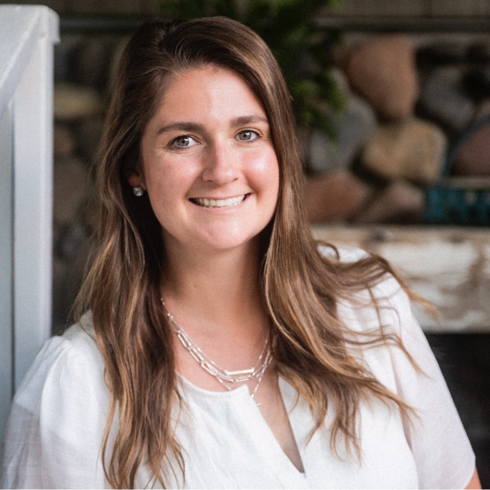 Meet your Posher, Alaina